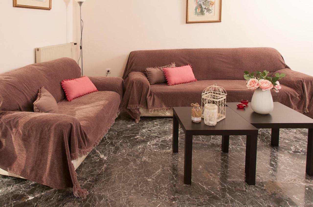 Relaxing Appt. Into The Heart Of Historical Center Appartamento Kalamata Esterno foto
