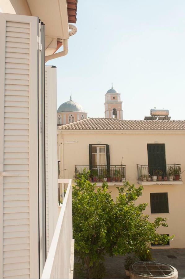 Relaxing Appt. Into The Heart Of Historical Center Appartamento Kalamata Esterno foto